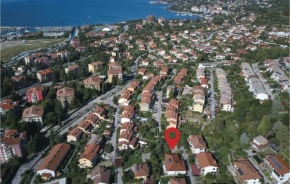 Gorgeous Apartment In Lucija With Kitchen